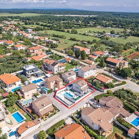 Casa Tara Three-Bedroom Holiday Home Pula Ngoại thất bức ảnh