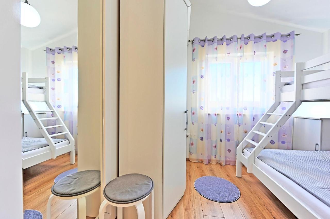 Casa Tara Three-Bedroom Holiday Home Pula Ngoại thất bức ảnh